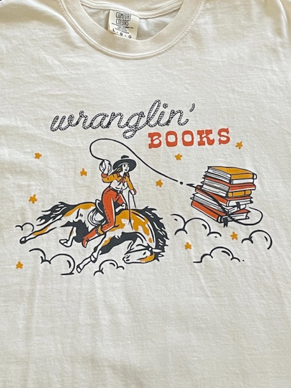 Wranglin' Books Graphic Tee - Cream Short Sleeve Women/Men Shirt - Picture 3 of 5